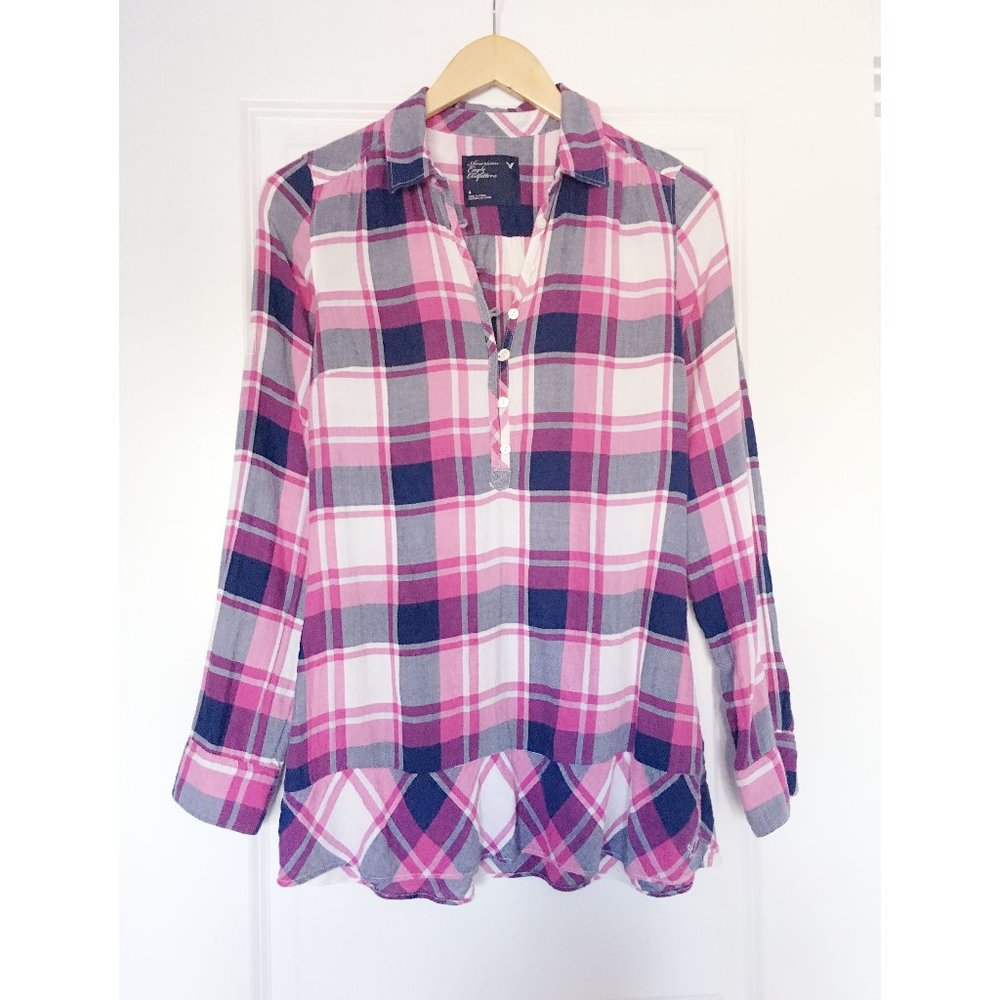 American Eagle pink plaid shirt
